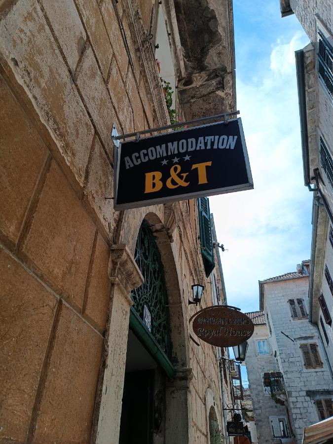Nova Dvokrevetna Soba Sa Dva Odvojena Kreveta I Zajednickim Kupatilom Hotel Kotor Exterior foto